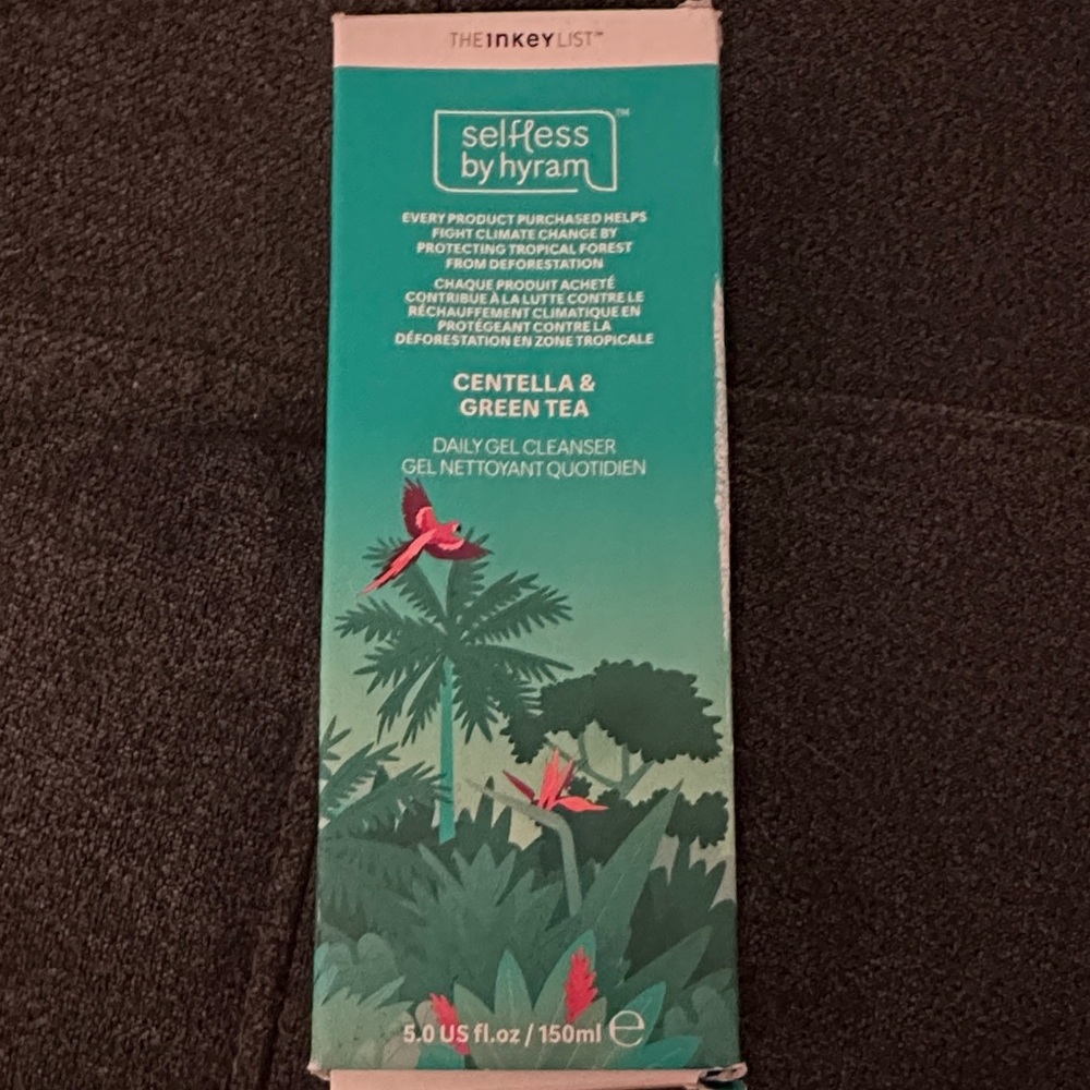 Selfless by Hyram Centella & Green Tea Cleanser
